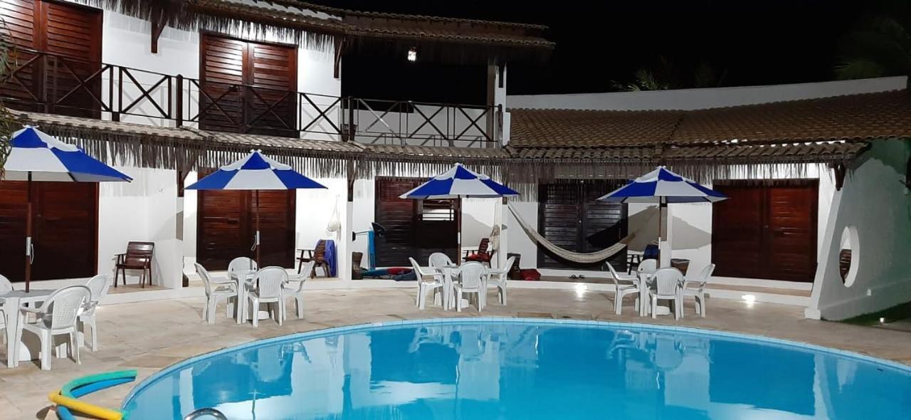 Pousada Porto Azul Кумбуку Екстер'єр фото